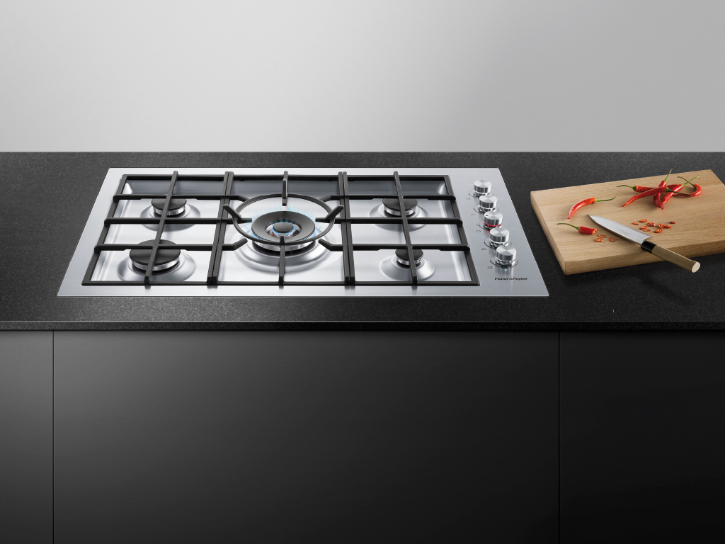 Flush Gas on Steel Cooktop