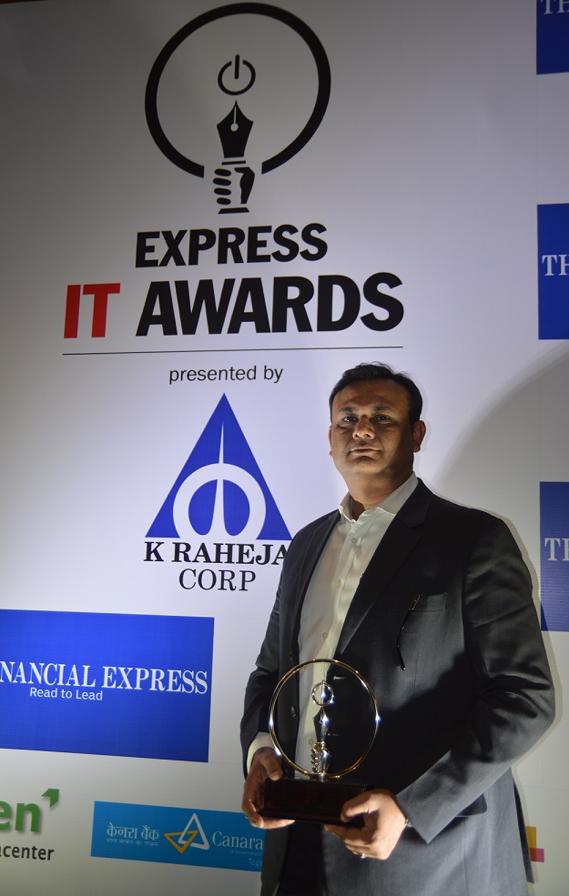 CRMnext Wins the GOLD Award at 2014 Express IT Awards in 'IT Biz' category.