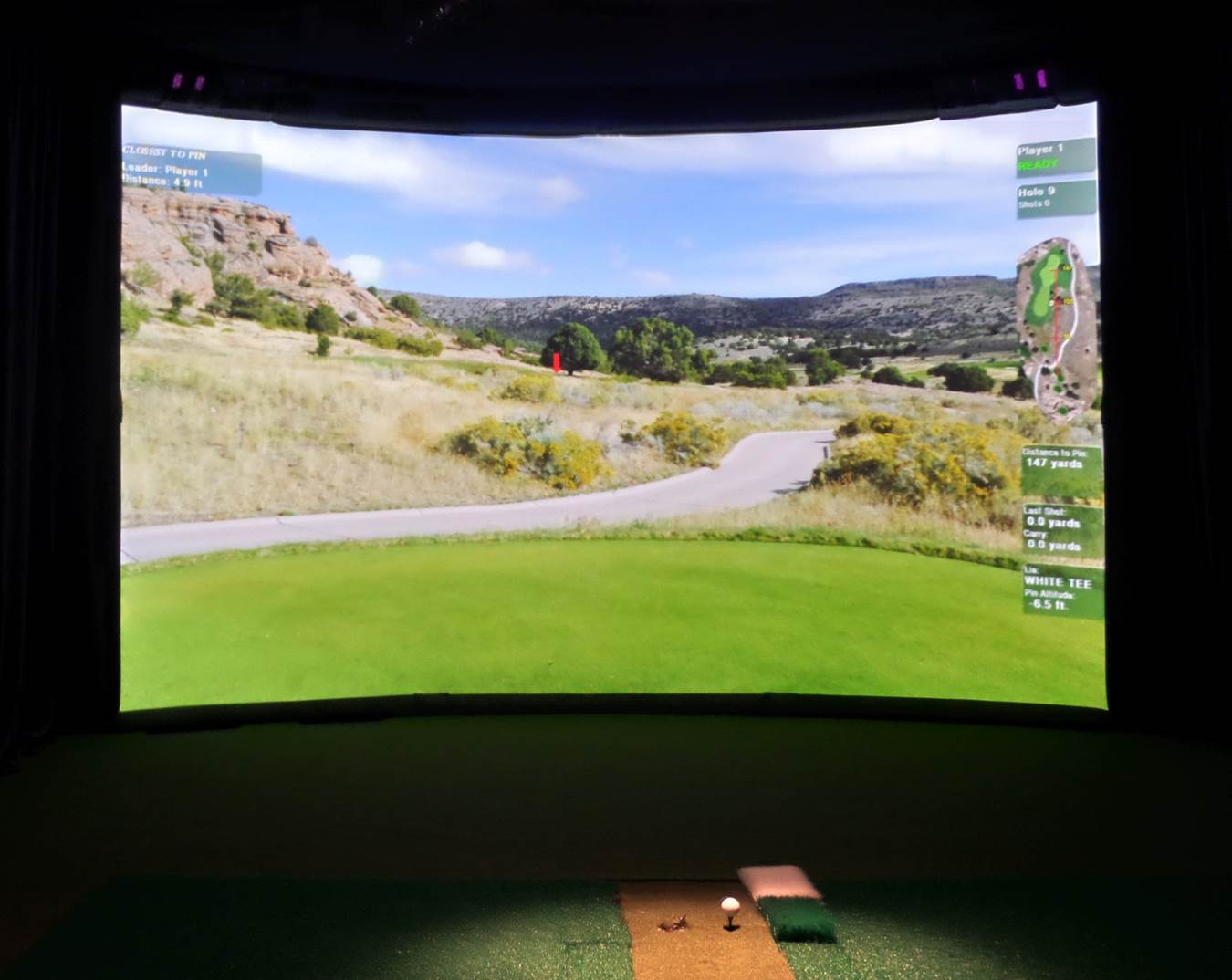 Performance Golf UAE features HD Golf Virtual Simulator