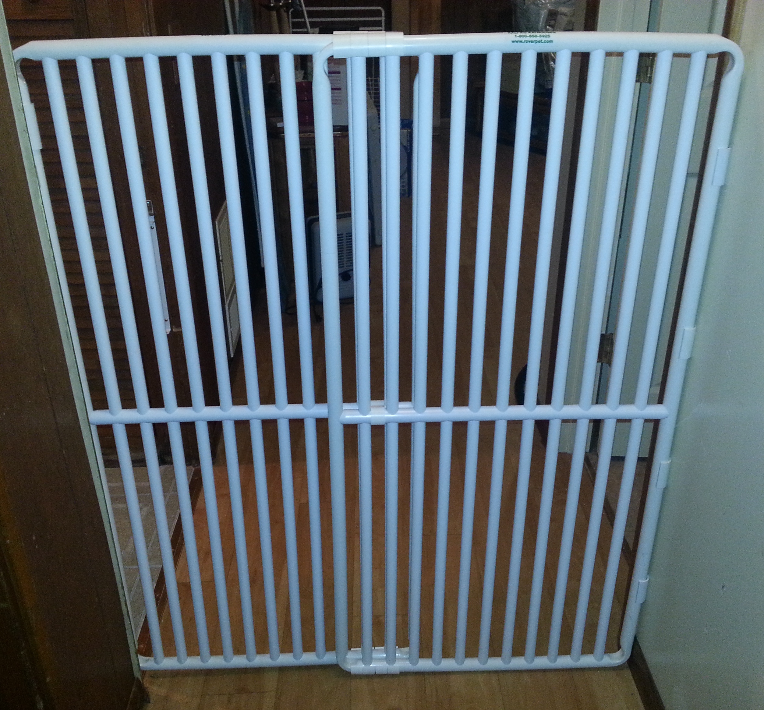 4 ft tall baby gate