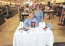 Linda and Don Brewer prepare to greet readers of their young adult western Worthy of Trust and Confidence, a historical mystery based on a U.S. Secret Service crime in 1898.