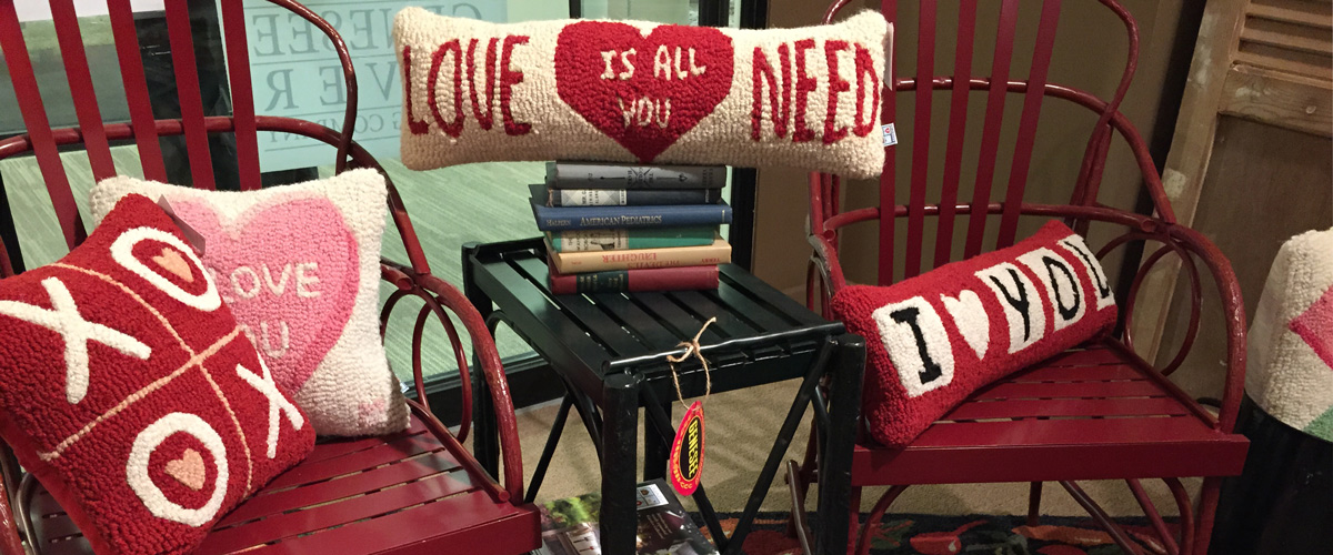 A Selection of Chandler 4 Corners Valentines Day Accents