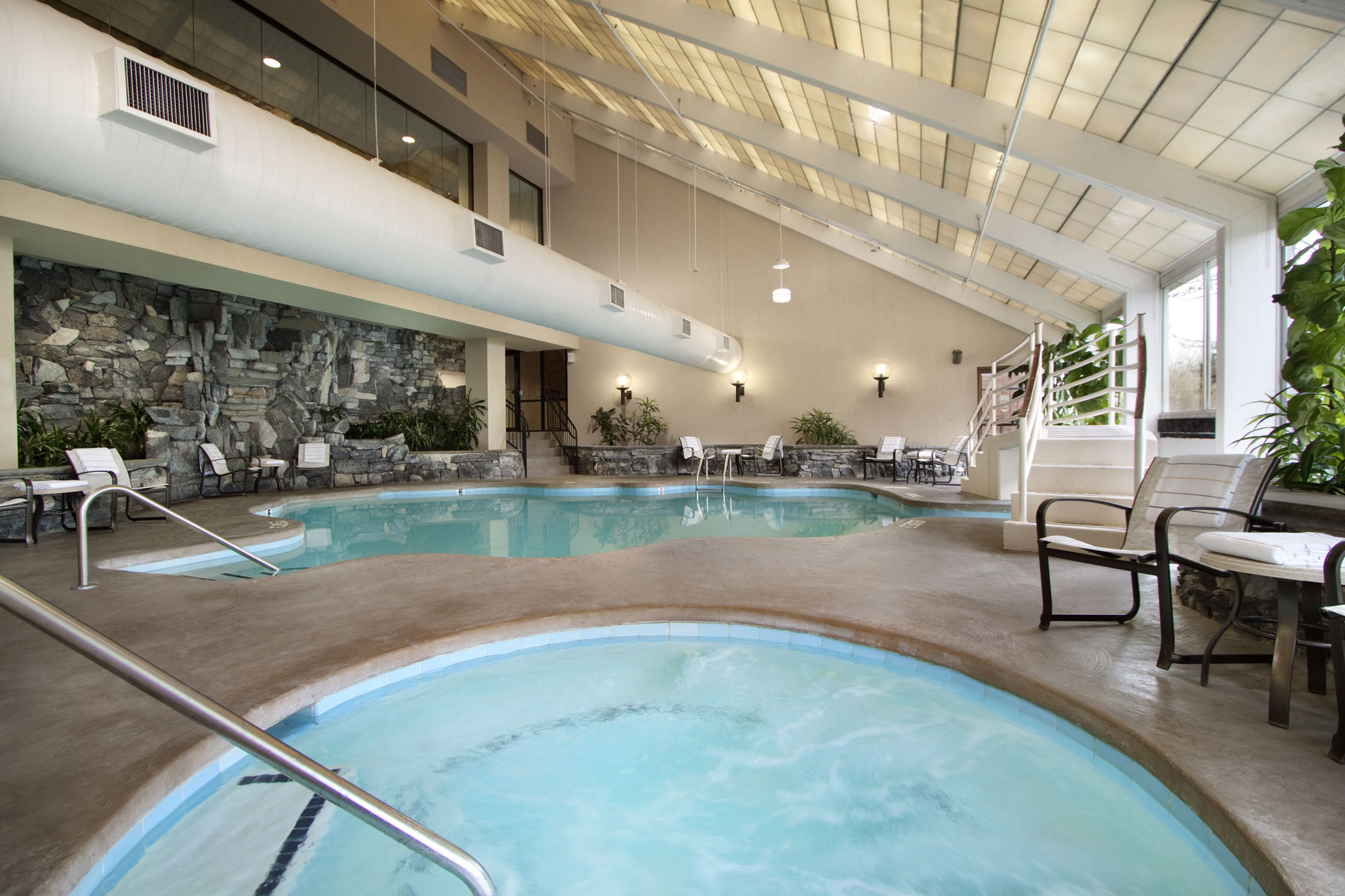 Hilton Washington DC/Rockville Hotel Indoor Pool