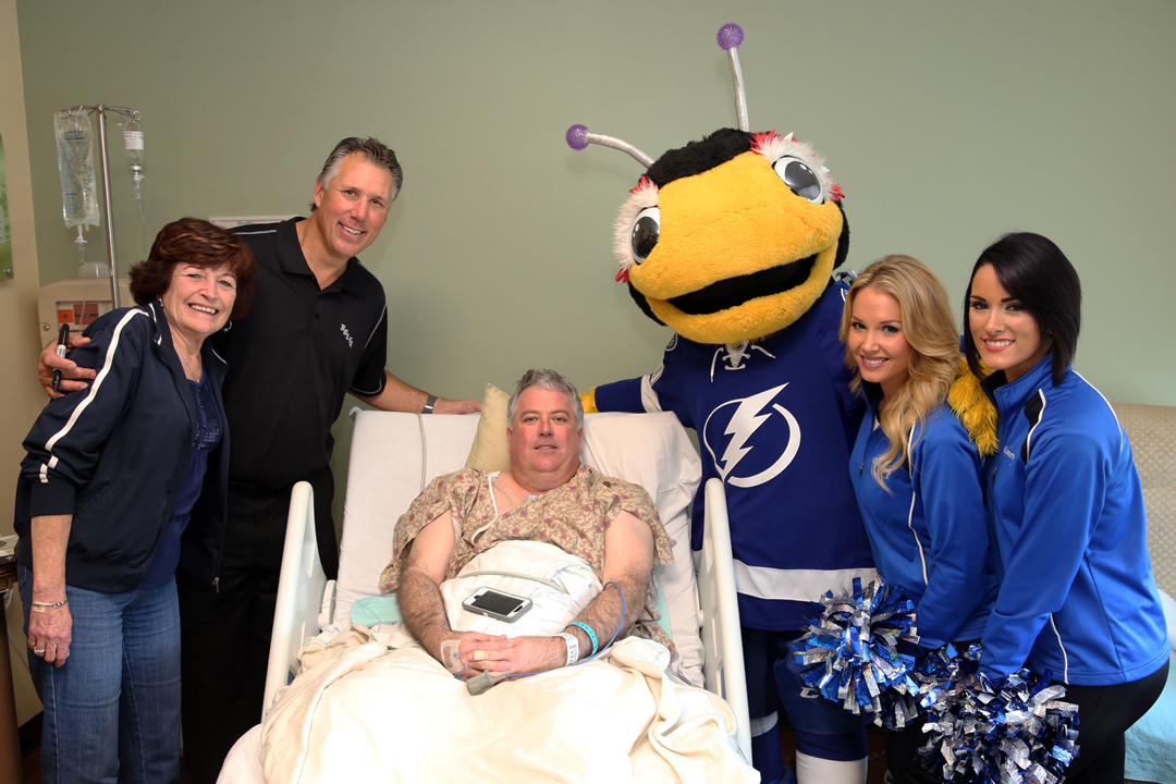 Tampa Bay Lightning's Dave Andreychuk visits patients at Florida Hospital Wesley Chapel