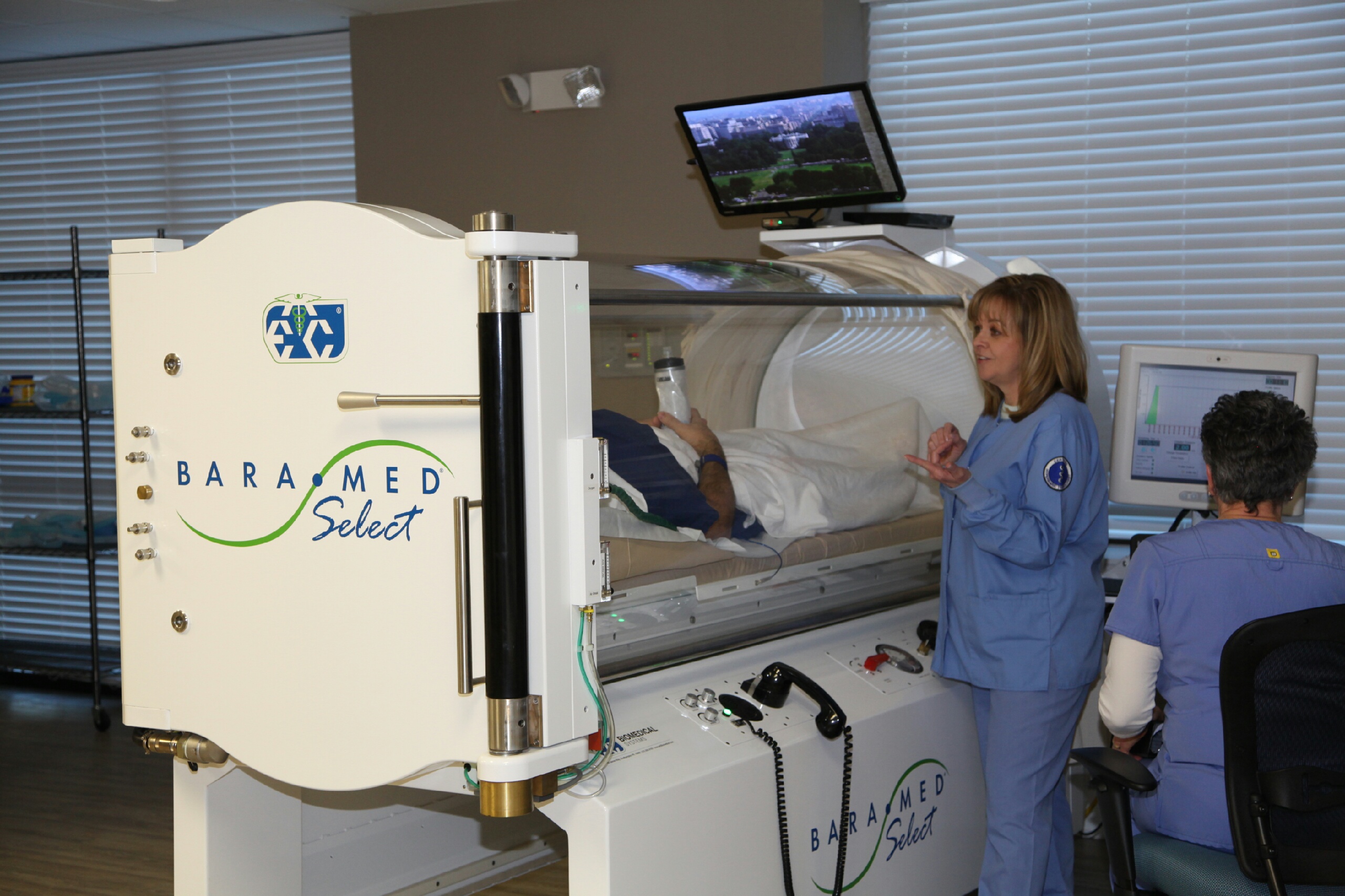Hyperbaric Technologist & Safety Director with Patient