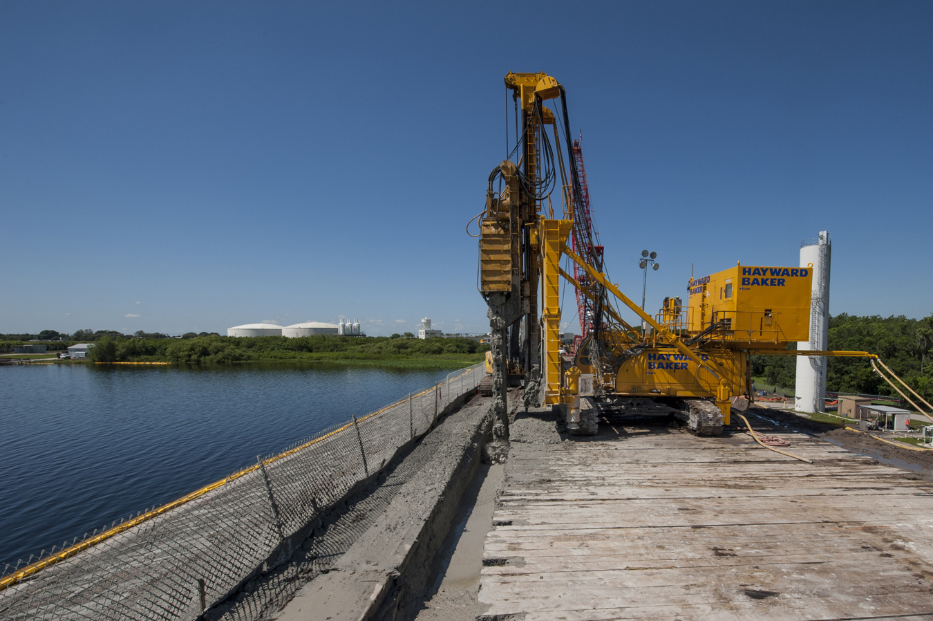 Hayward Baker Inc. performed TRD work on the north and south sides of the Lake Manatee Dam project in Tampa, Fla.  The project was completed in early 2015.