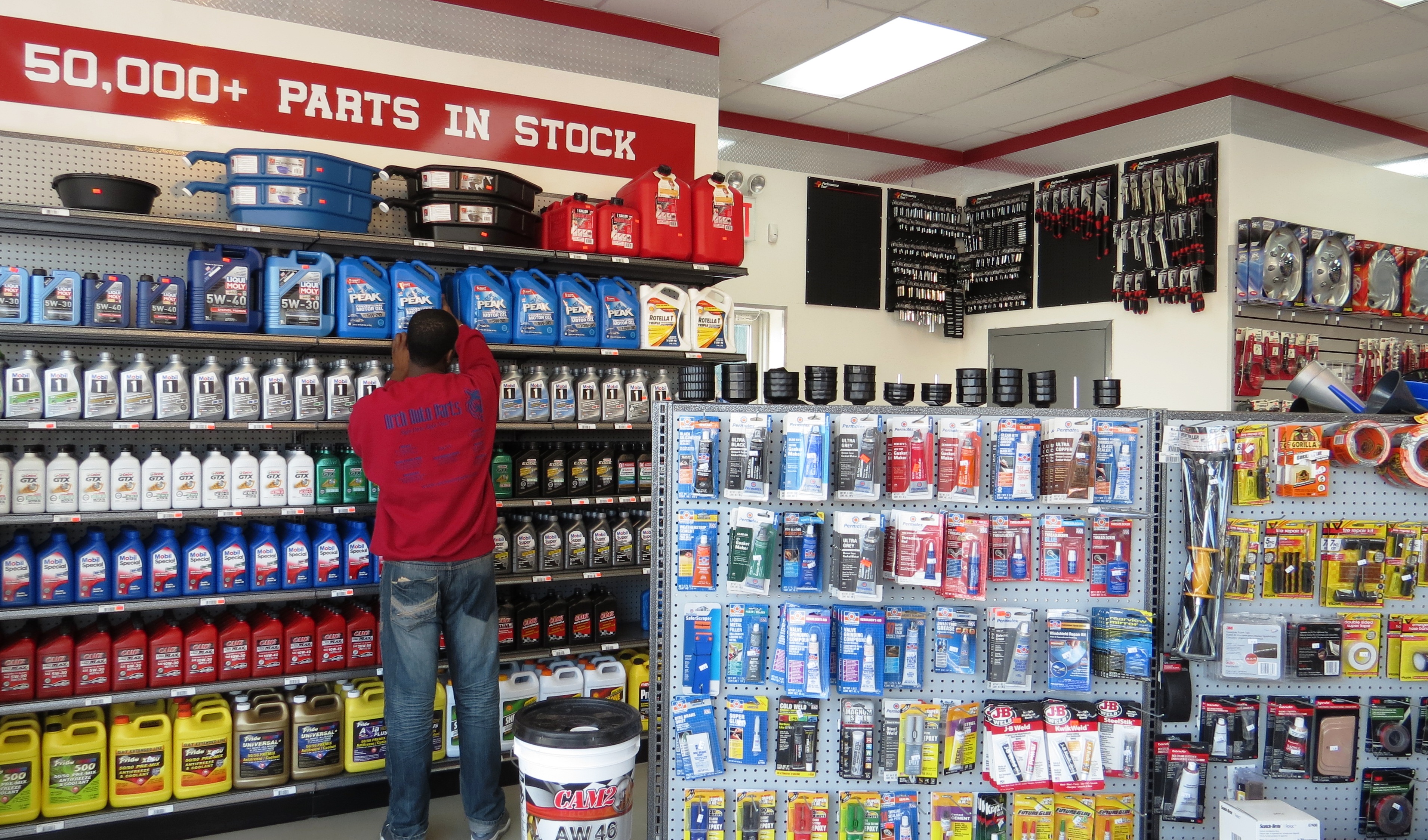 With 50,000 OE-quality parts in stock, Arch Auto Parts customers find the national brands and selection to get the job done right- the first time.
