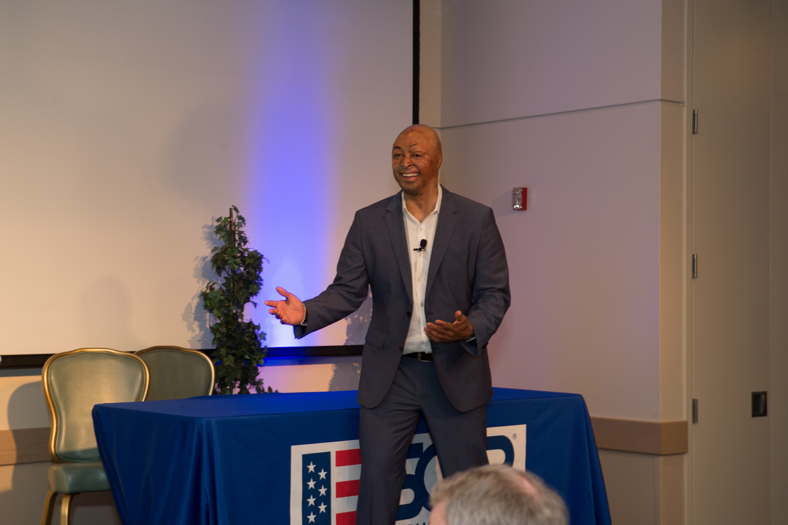 Bestselling author, actor and wounded army veteran, J.R. Martinez spoke to a crowd of approximately 225 guests during the 3rd Annual Power of Inclusion Cenference at Loma Linda University Health
