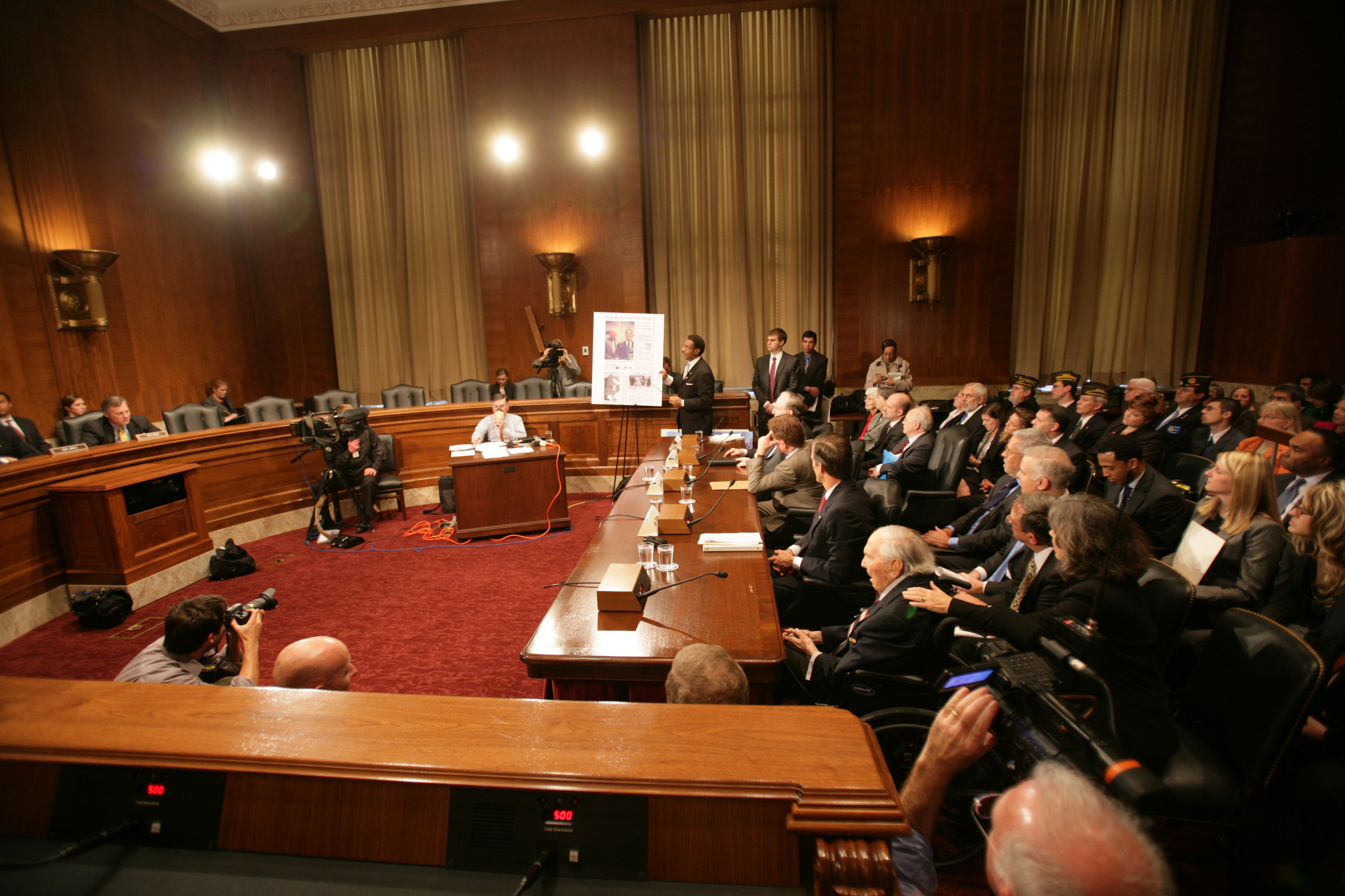 Frank Buckles testifies before Senate in 2009