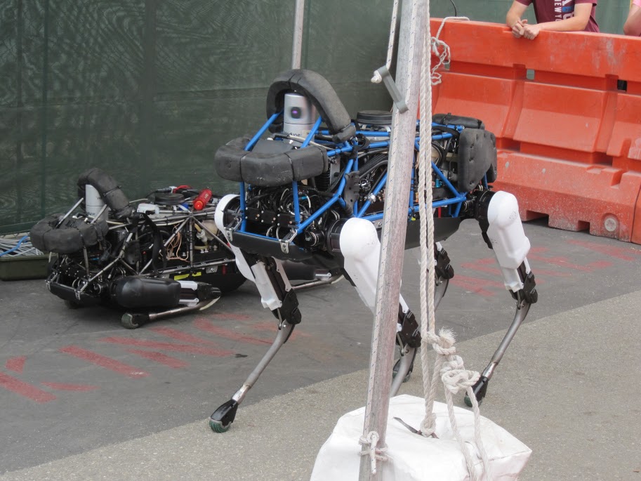 "SPOT," the HDL-32E-equipped robot from Boston Dyamics