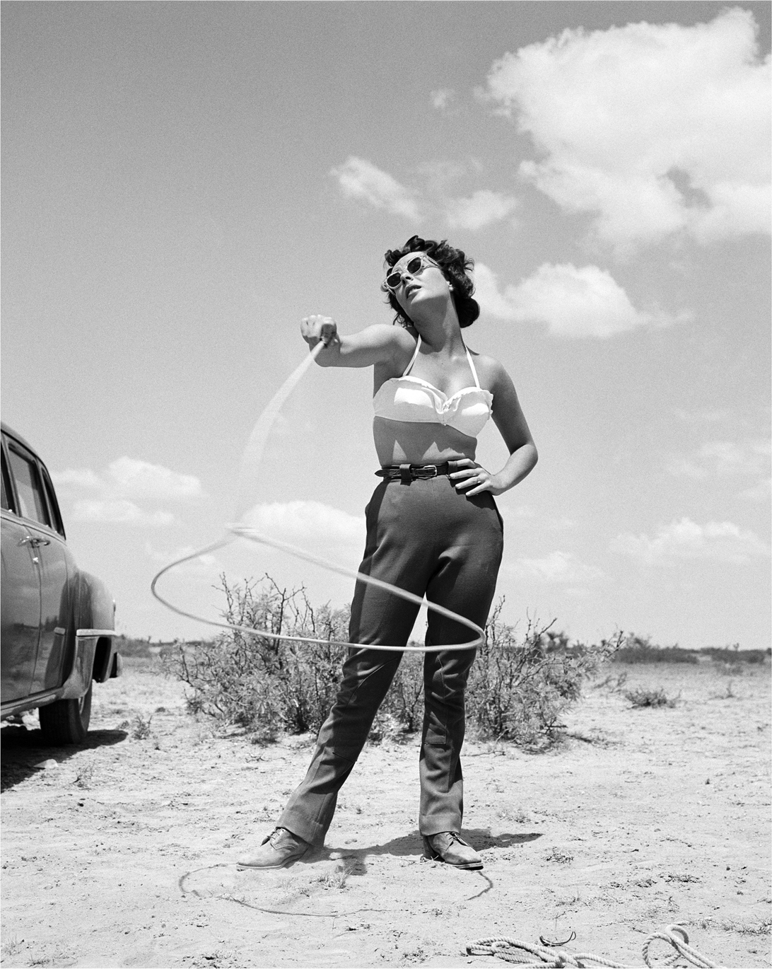 Elizabeth Taylor with Lasso, set of "Giant" 1955 by Frank Worth