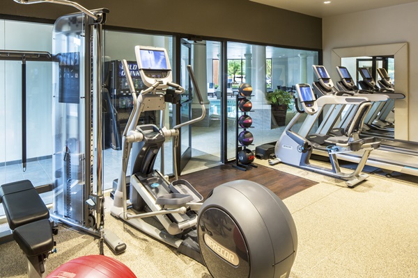 DoubleTree by Hilton Largo-Washington DC - fitness center