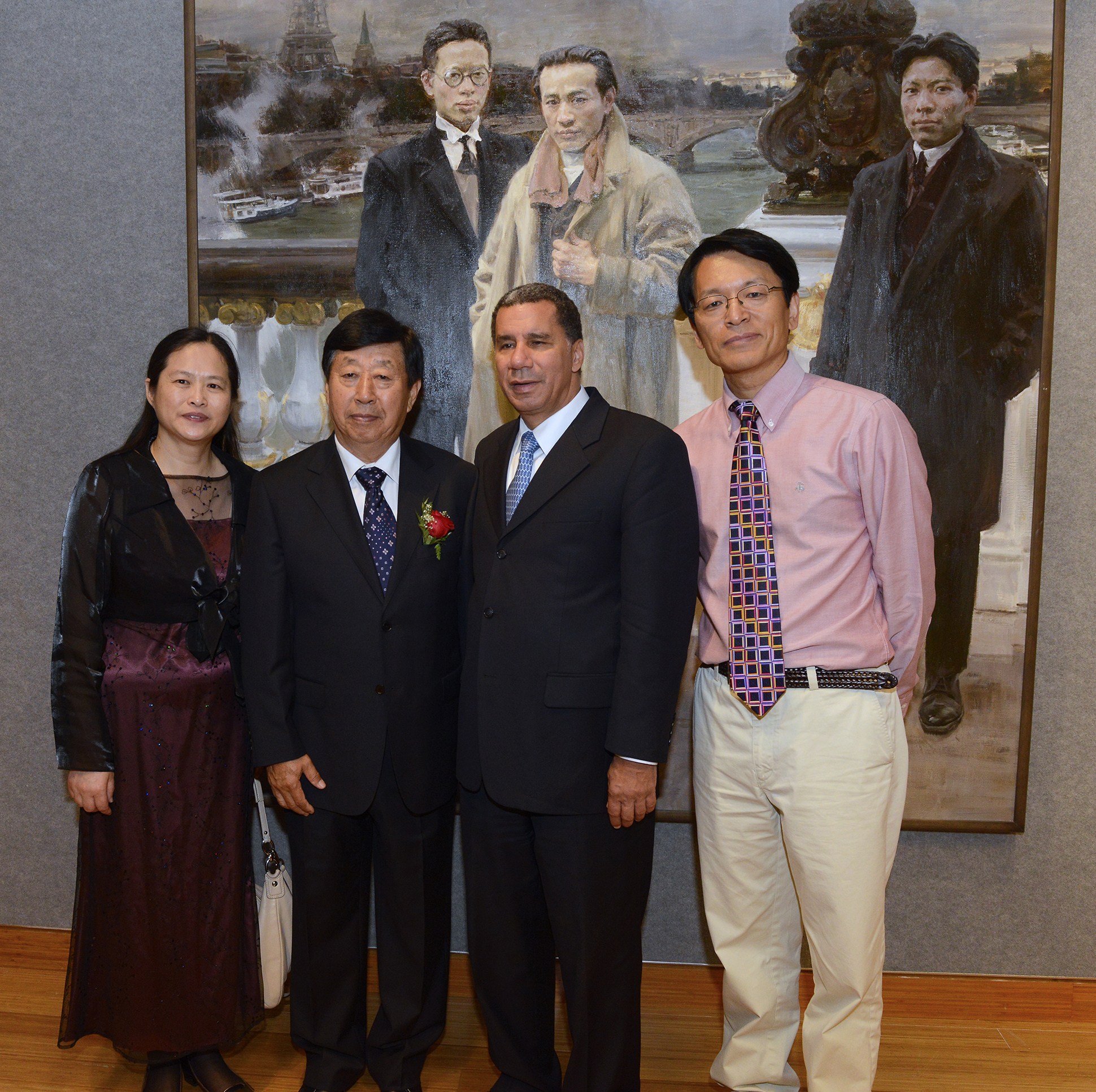 Former New York Governor David Paterson visits 12th China National Exhibition of Fine Arts