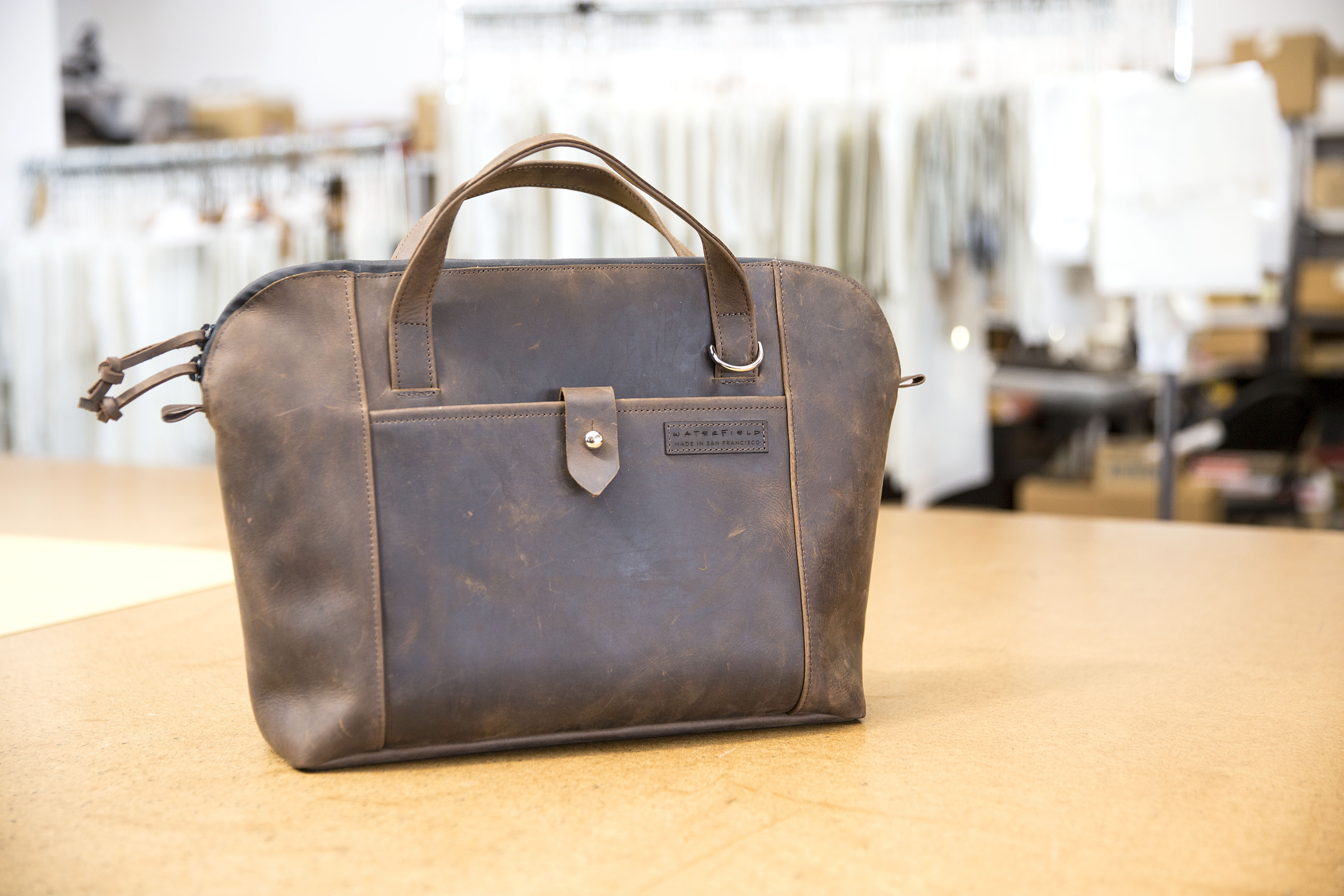 Cozmo 2.0 leather briefcase