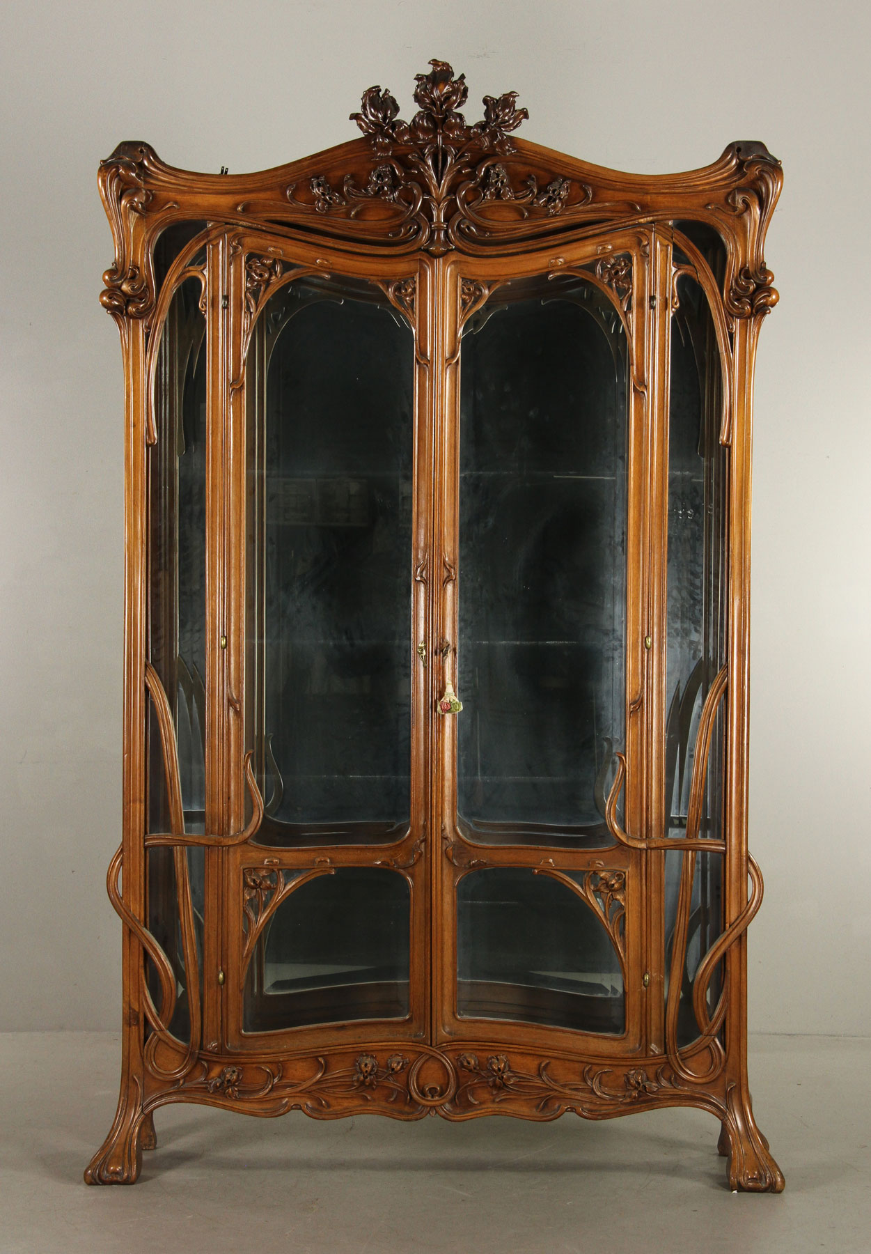 Attr. Guimard, Art Nouveau Cabinet