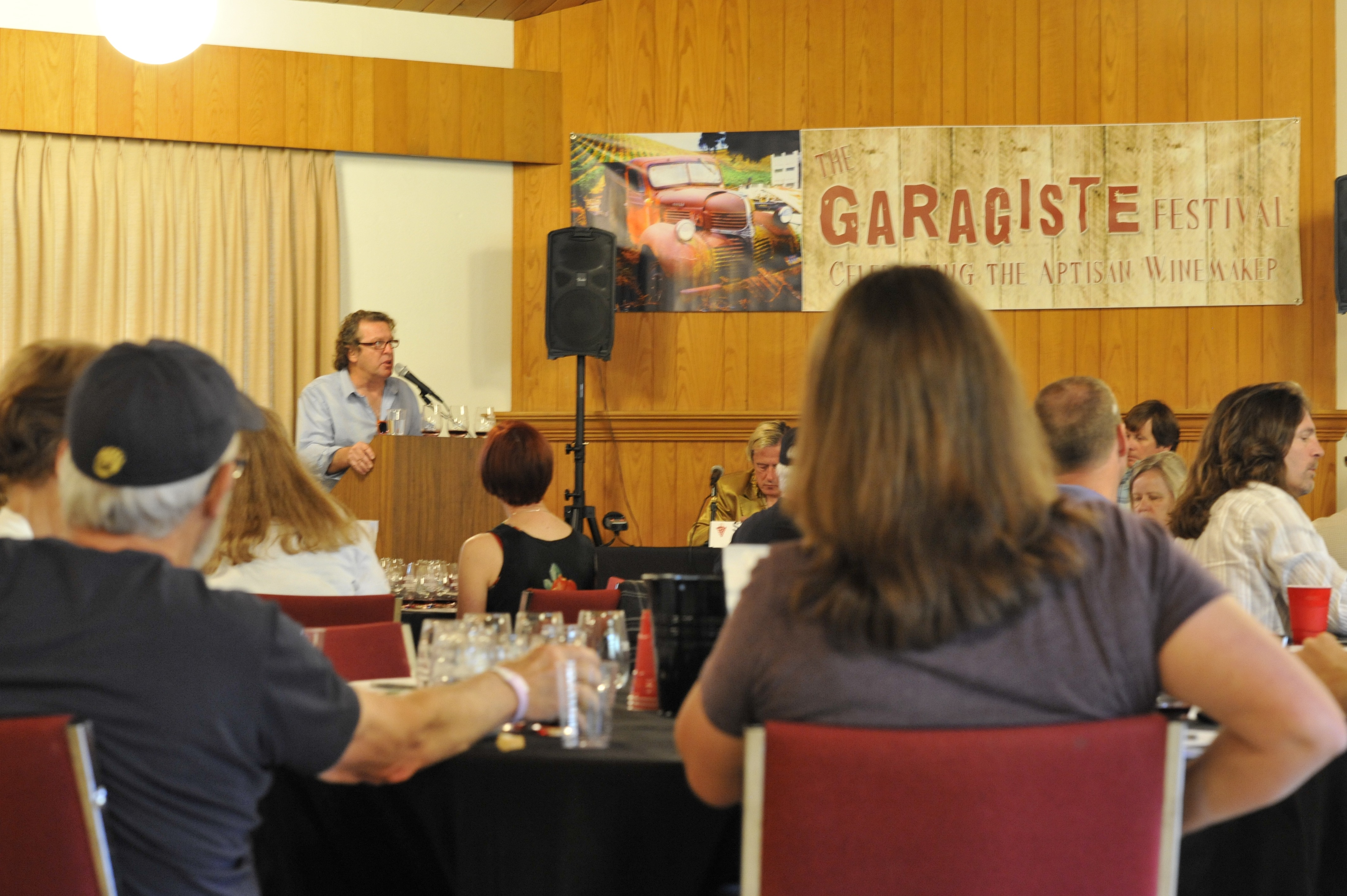 Stewart McLennan, Garagiste Festival Co-founder, moderating a festival wine tasting seminar
