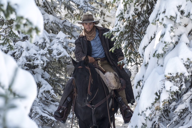 Scott Eastwood on Horseback in Diablo the Movie