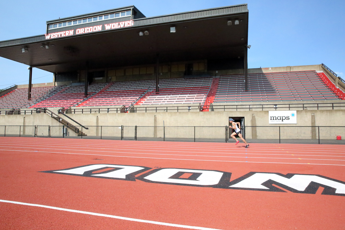 Western Oregon University’s epiQ TRACKS X1000 Re-Top at MacArthur Field Installed by Hellas Construction