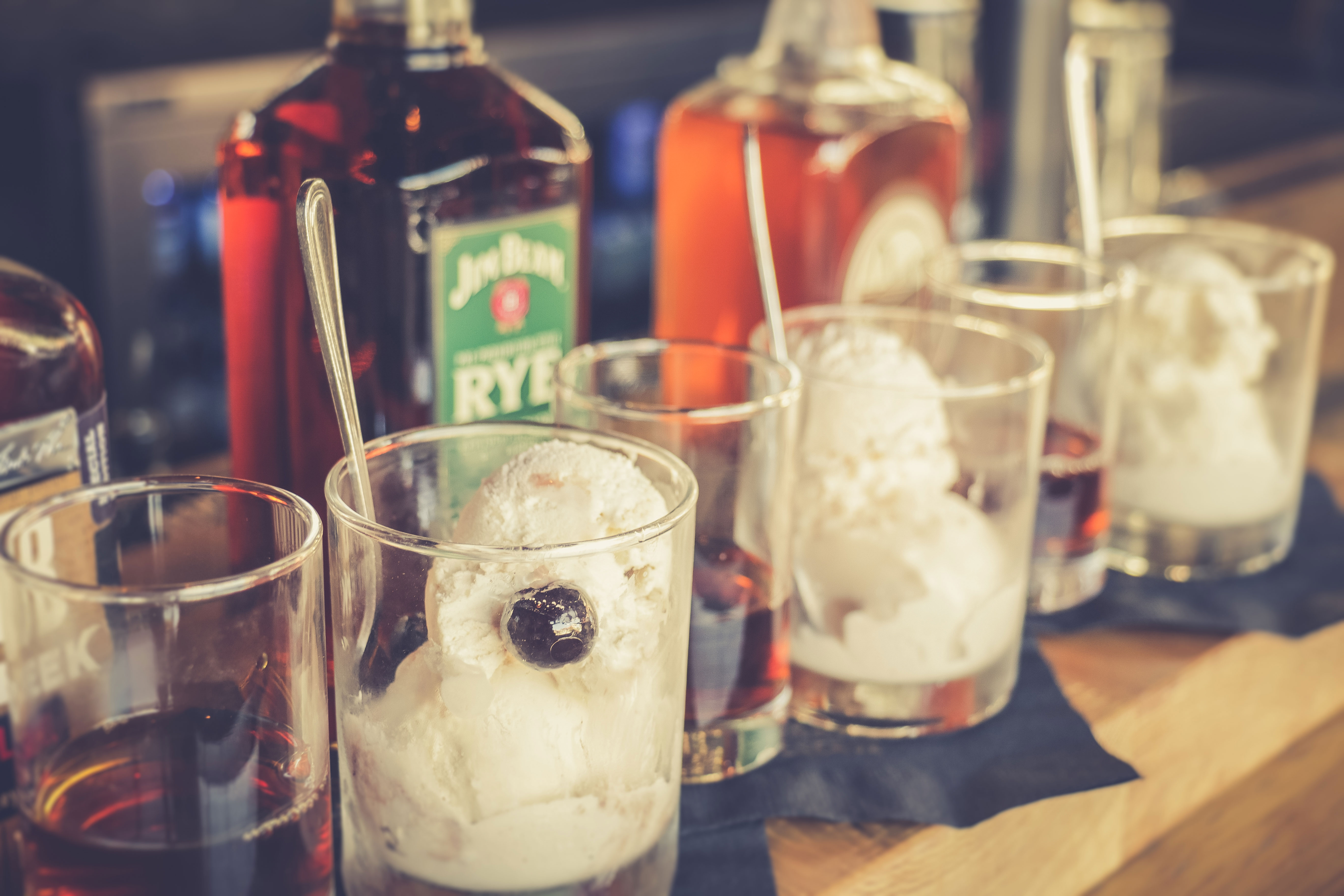 Gamlin Whiskey House Knob Creek Single Barrel, Jim Beam Rye and Rally Point Rye are each paired with an ice cream from Clementine's Naughty & Nice Creamery.