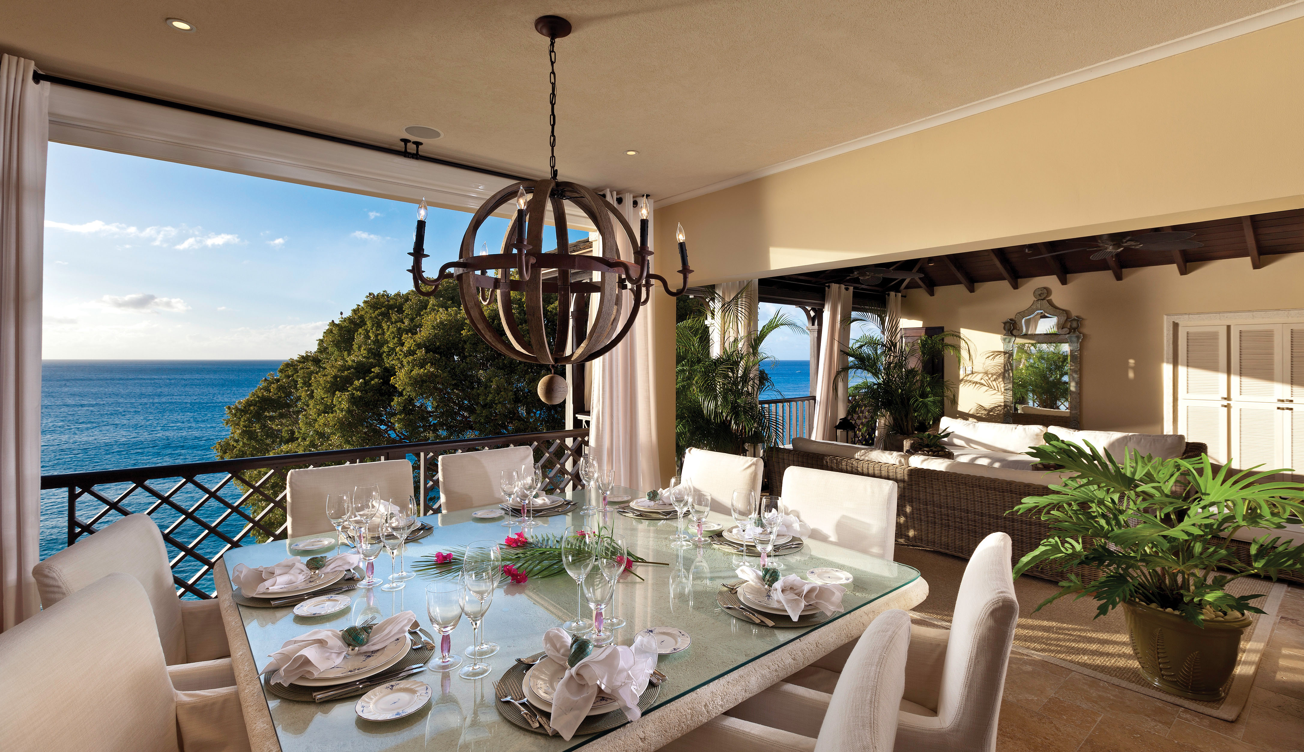 Guests are treated to sea-blue Barbados panoramas as they dine al fresco enjoying meals prepared by their private chef.