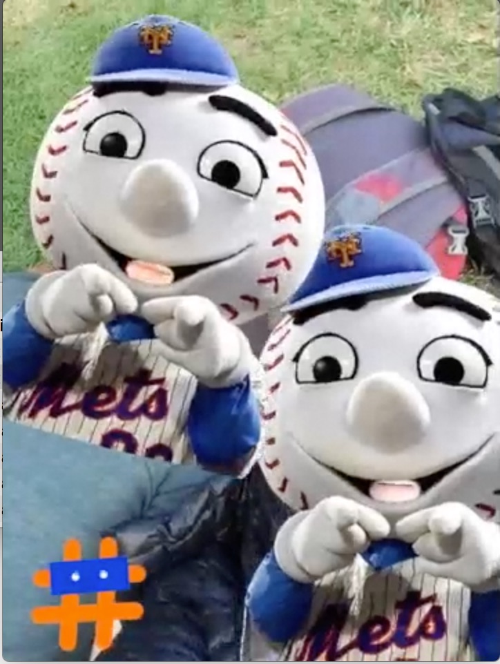Mets fans show their love in a video recoded with Dynamite video app for iPhone.