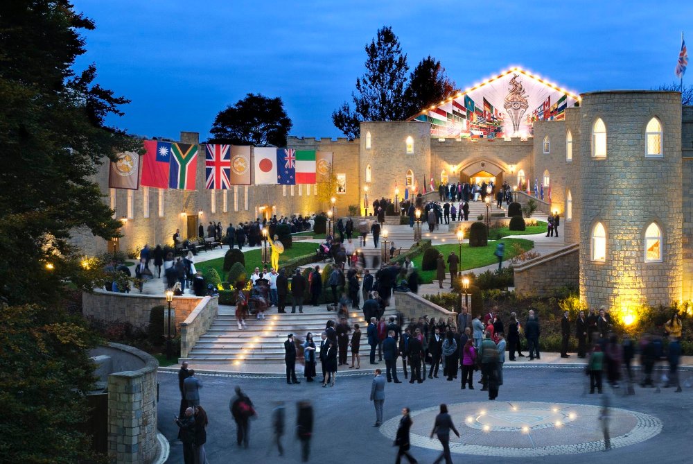 MORE THAN 7,500 SCIENTOLOGISTS converged on Saint Hill in the United Kingdom to celebrate 31 years of sweeping accomplishment and spectacular triumph.