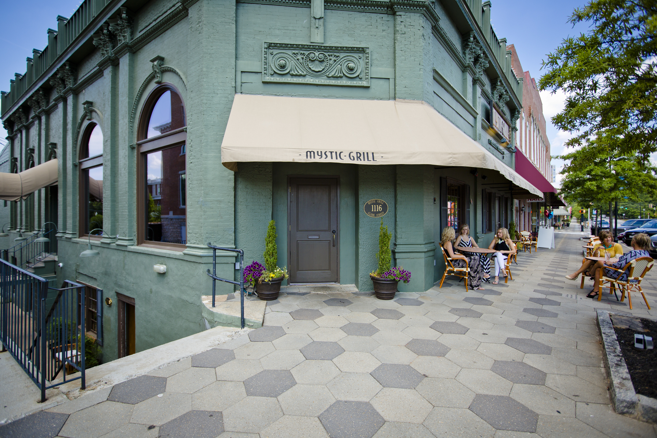 Mystic Grill Restaurant on Historic Covington GA Square