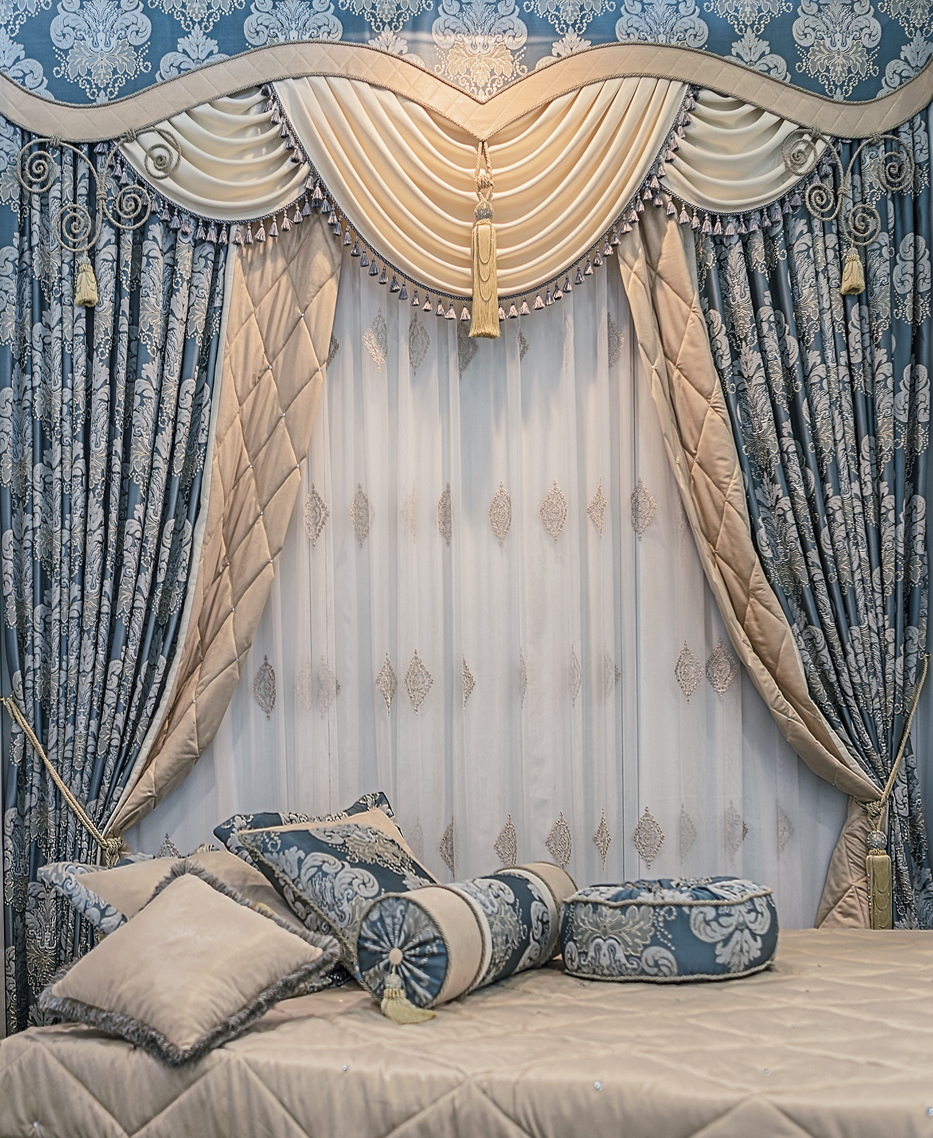 With Unstoppable Swappables, you don't need to break the bank for great curtains