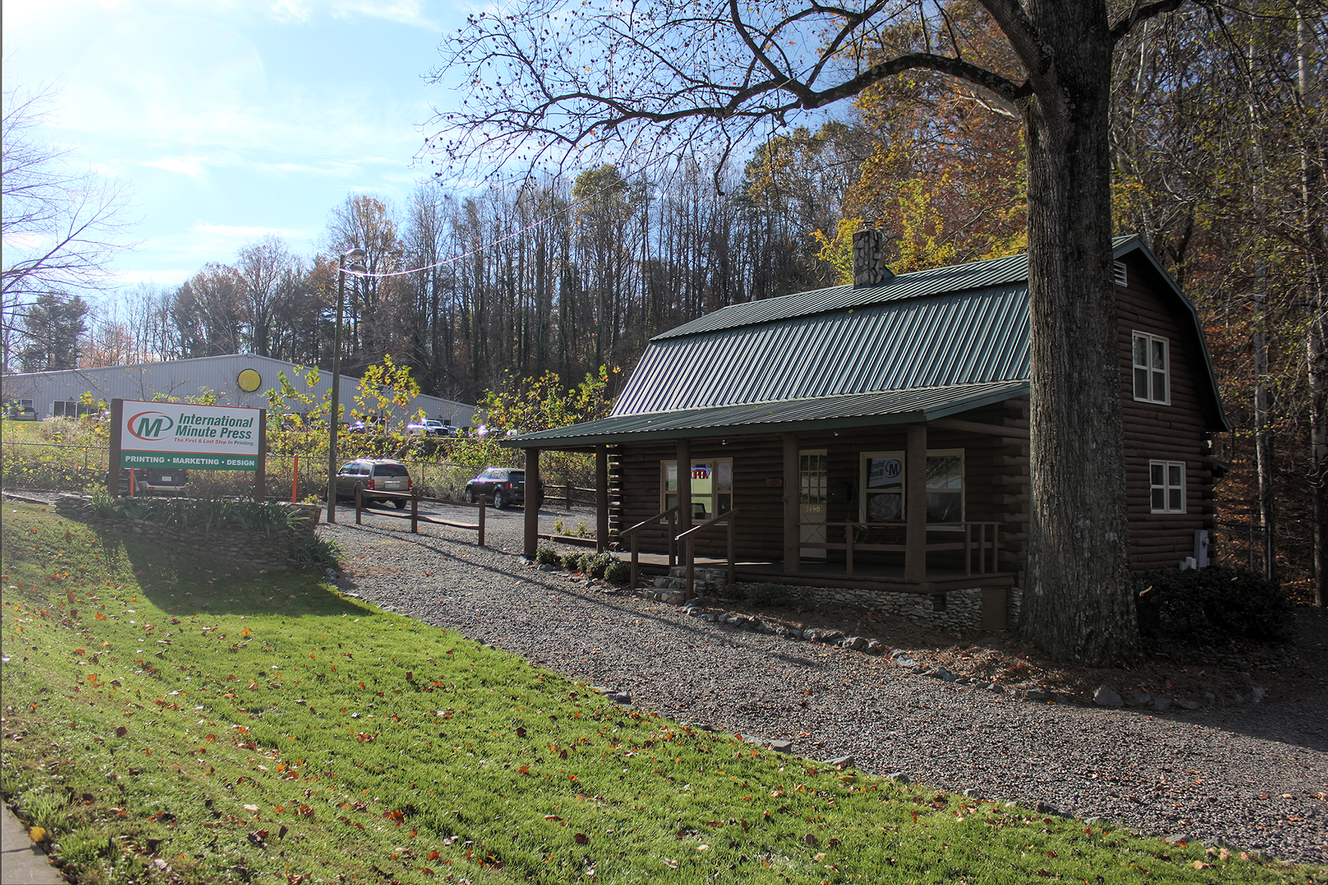 International Minute Press franchise location in Winstom-Salem – view from road