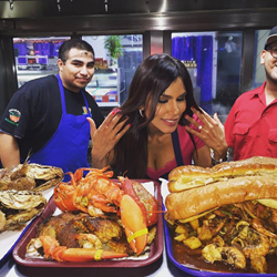 California's Largest Restaurant, San Pedro Fish Market & Restaurant,  Featured on Univision's LAnzate Television Show