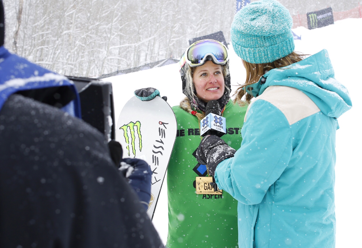 Monster Energy's Lindsey Jacobellis Wins Women's Snowboarder X at X Games Aspen 2016