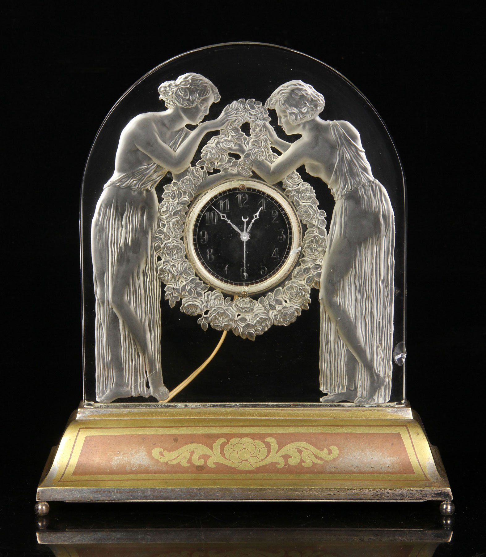 Rene Lalique Art Deco "Deux Figurines" clock circa 1927