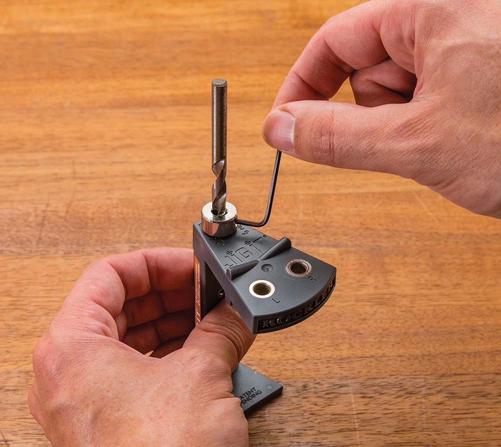Included with each jig are two 2.5mm brad point drill bits, a 6mm brad point drill bit, two stop collars, an allen wrench and a complete set of installation instructions.