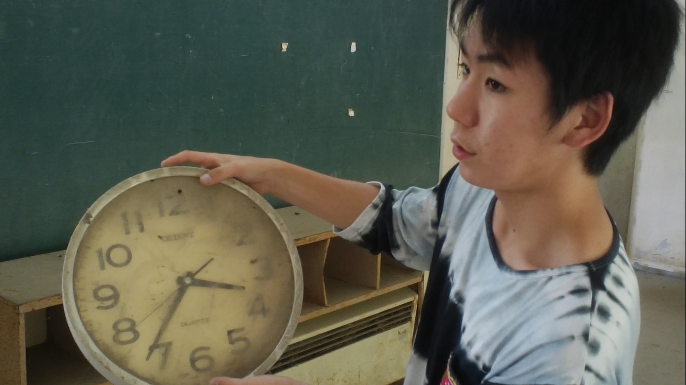 Clock stopped at the time of the Tsunami in Japan