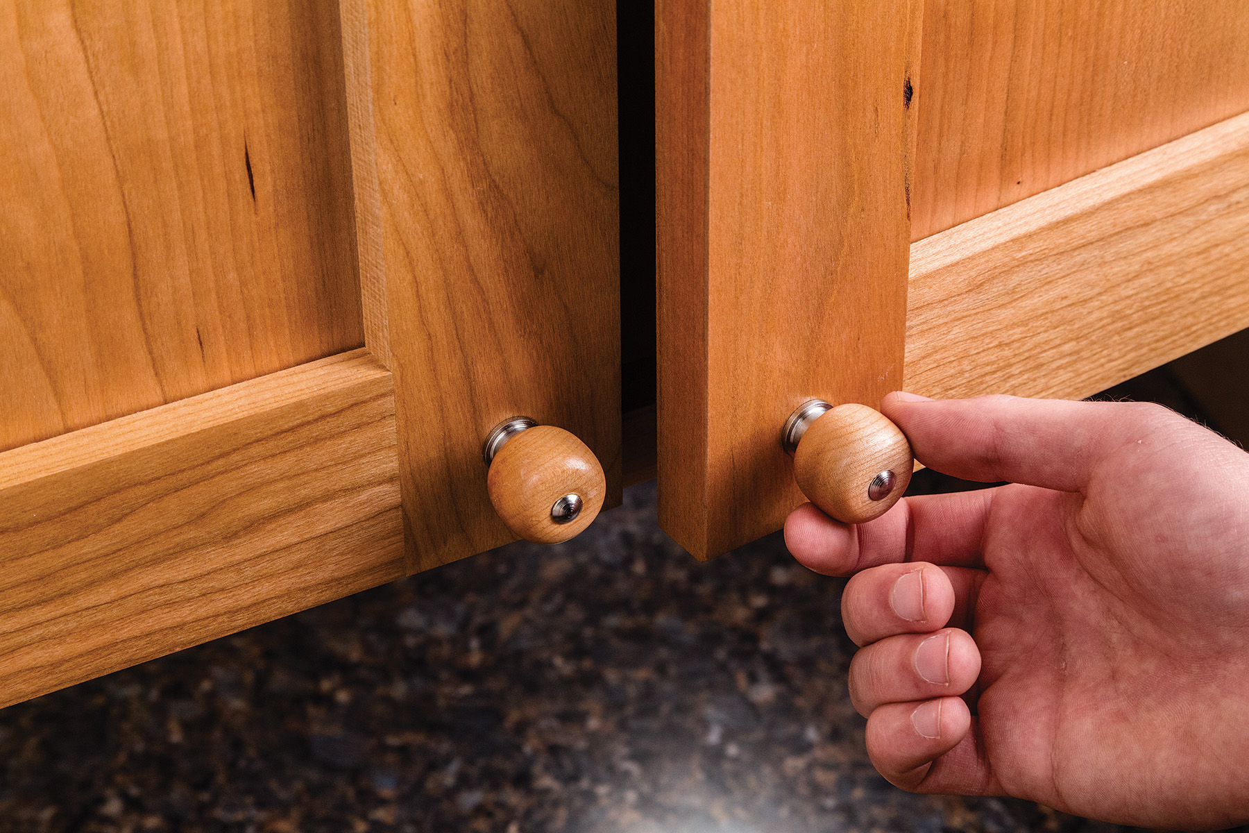 Rockler's new Modern Custom Knob Kit makes it easy to create unique knobs.