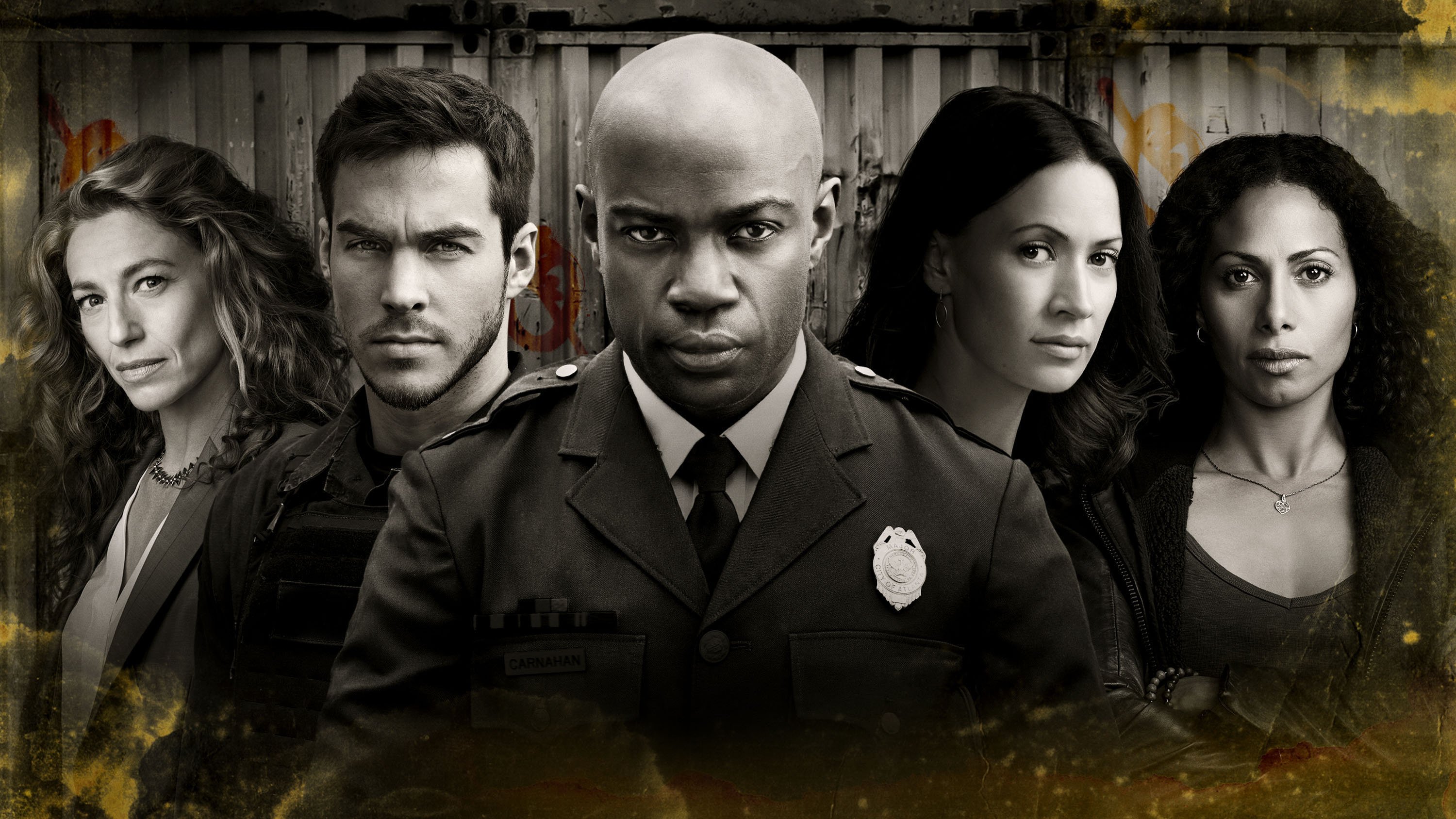 "Containment" premieres Tuesday, April 19, at 9/8c on The CW. (L-R) Series stars Claudia Black, Chris Wood, David Gyasi, Kristen Gutoskie, Christina Moses. (© 2016 WBEI All Rights Reserved.)