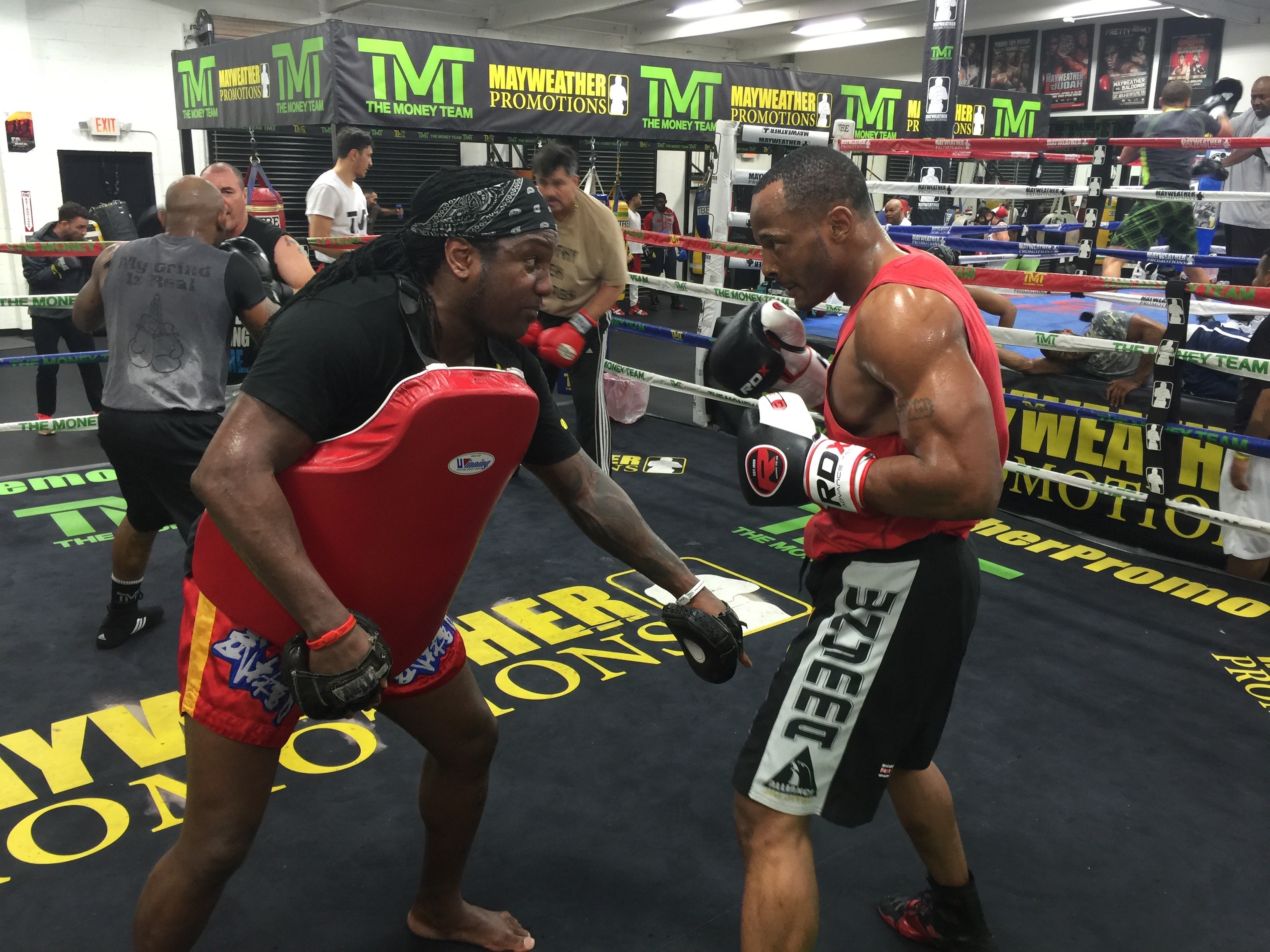 Legendary K-1 World Champion Dewey Cooper working with Joe Taylor