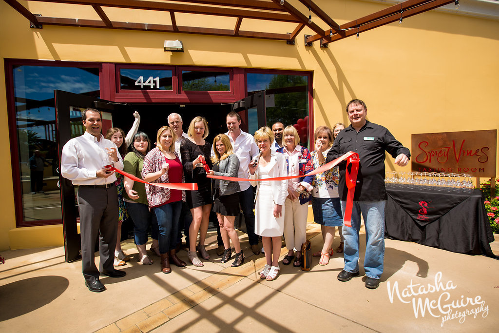 Spicy Vines Ribbon Cutting - Healdsburg City Council, Chamber of Commerce, Chamber Board