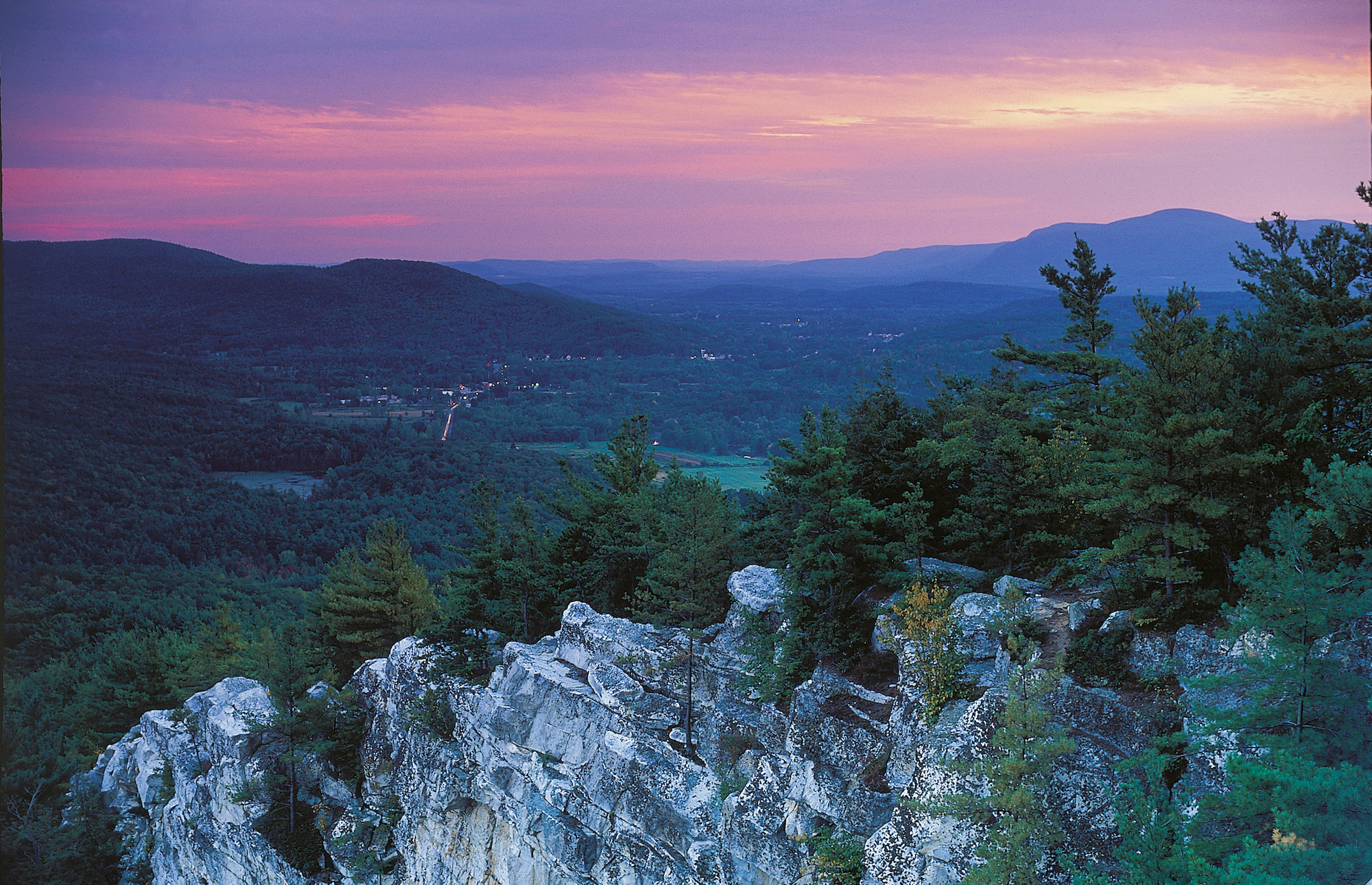 Monument Mountain, R Cheek