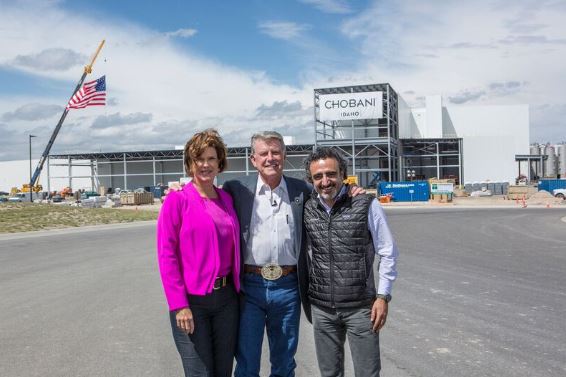 From left to right: Lori Otter, Governor C.L. “Butch” Otter, Chobani Founder and CEO Hamdi Ulukaya.