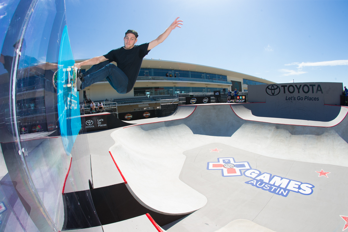 Monster Energy's Ben Hatchell Competing in Skateboard Park at X Games Austin 2016