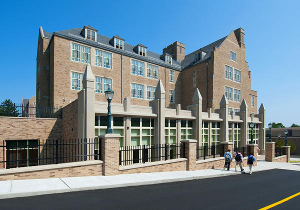 Fairfield Preparatory College Student Life Center (Photo Fletcher Thompson)