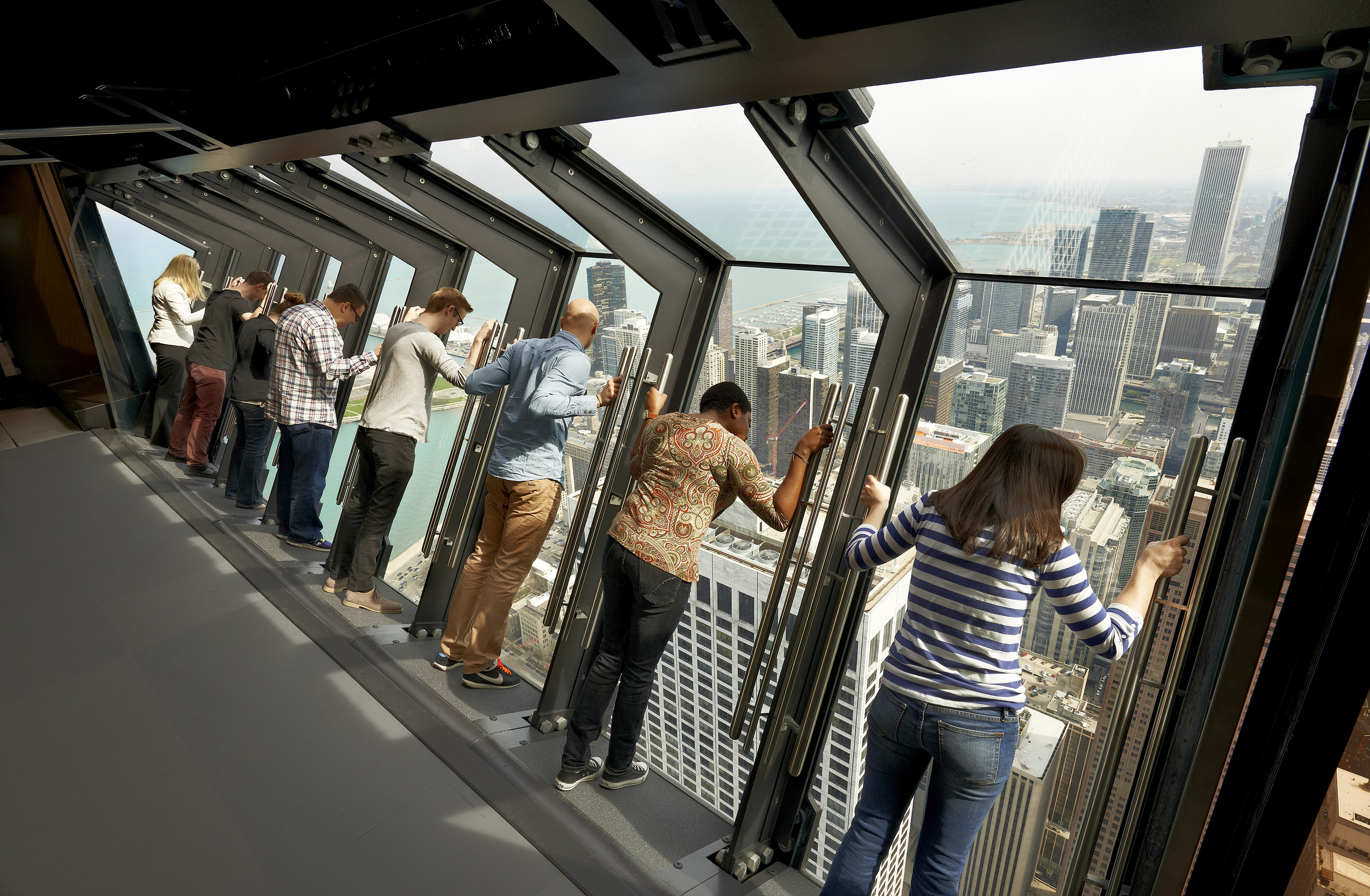 TILT Amusement Ride at 360 CHICAGO Observation Deck is awarded a U.S. design patent
