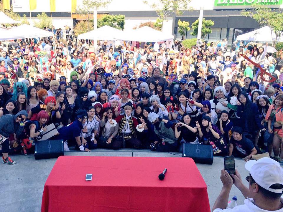 Reika Takes a Picture with the Audience