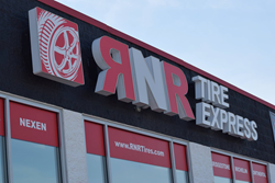 RNR Tire Express and Custom Wheel Franchise Opens In Franklin, Indiana