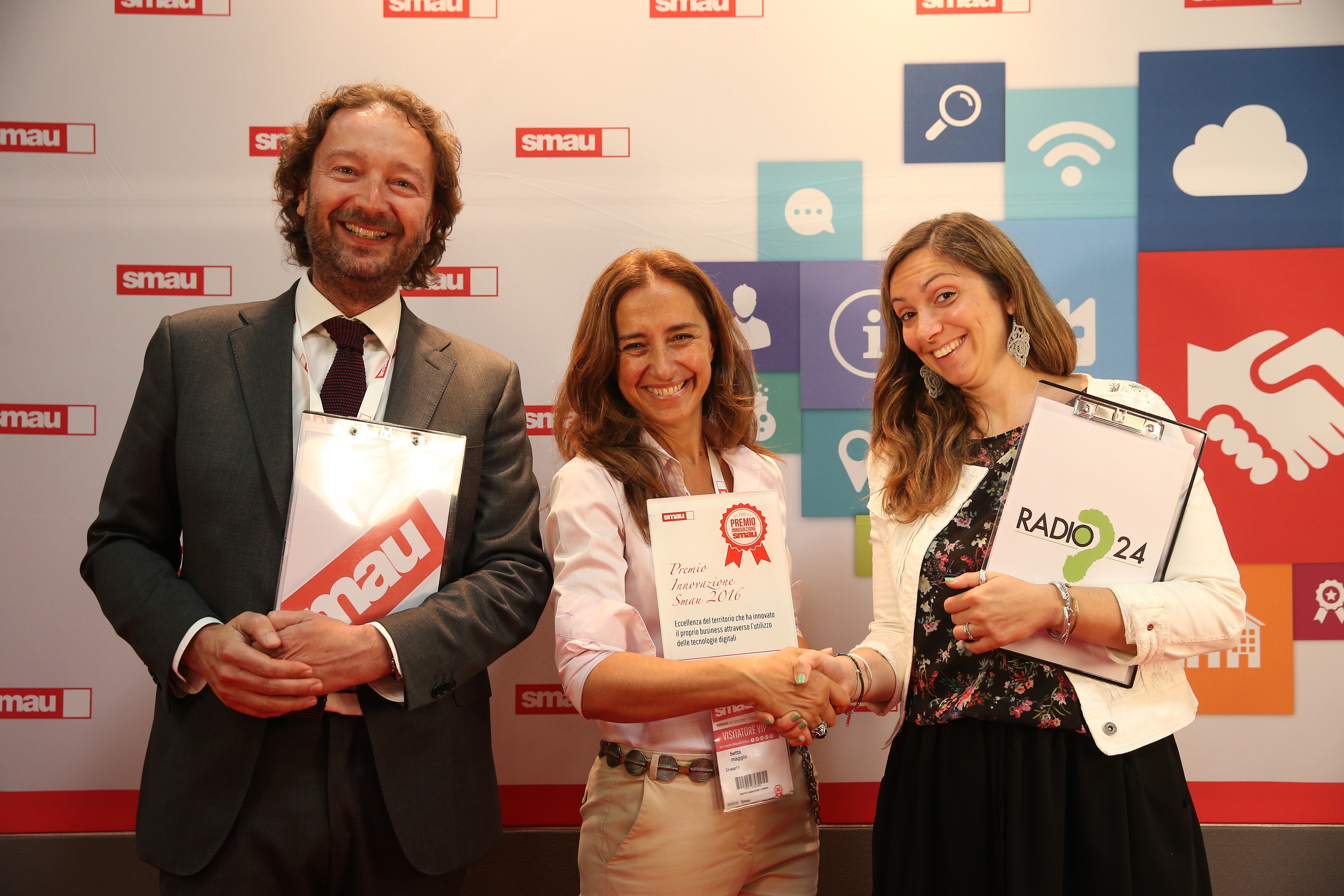 U-earth wins the SMAU2016 innovation award for Pure Air Zone project