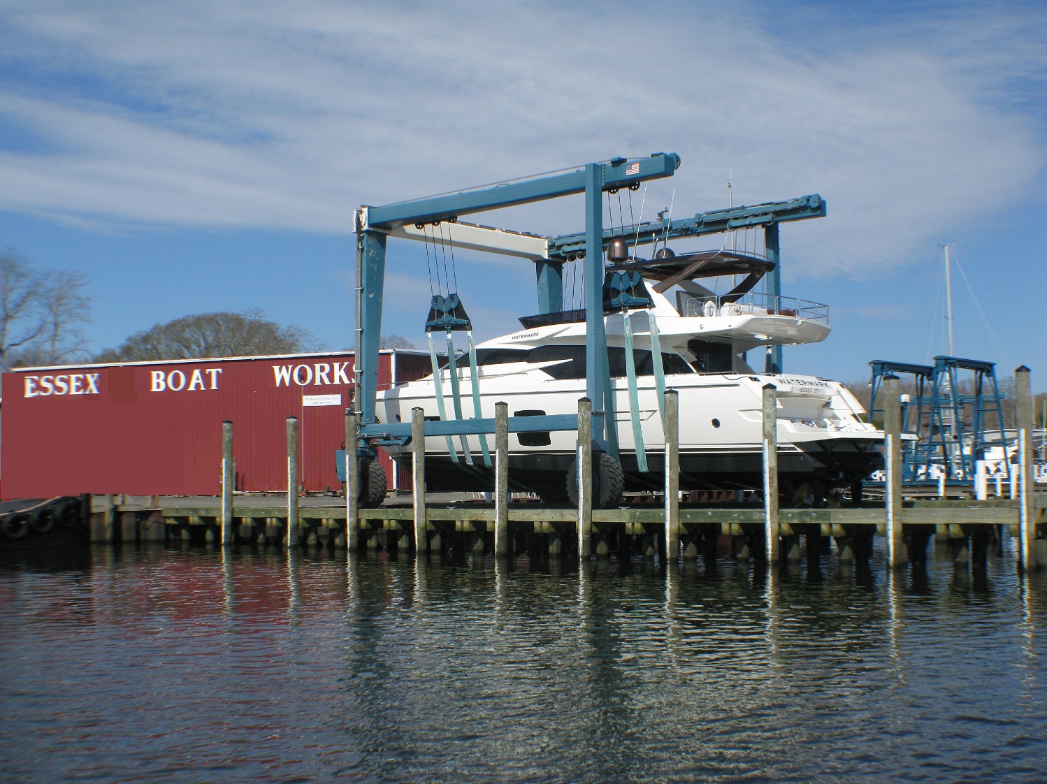 Essex Boat Works 100 Ton Lift