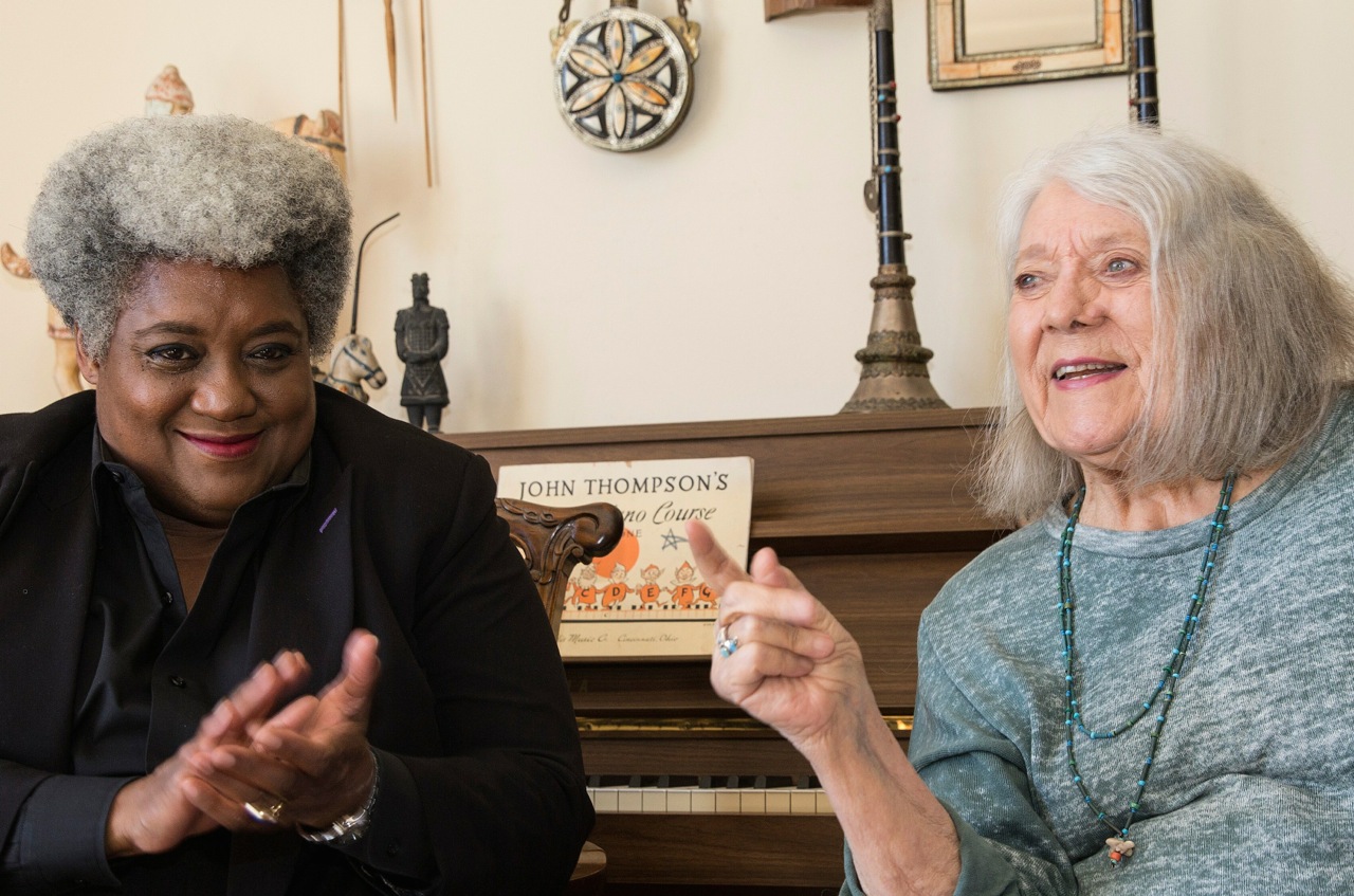 Pianisti Tammy Hall and singer Barbara Dane. (Photo: Tom Ehrlich)