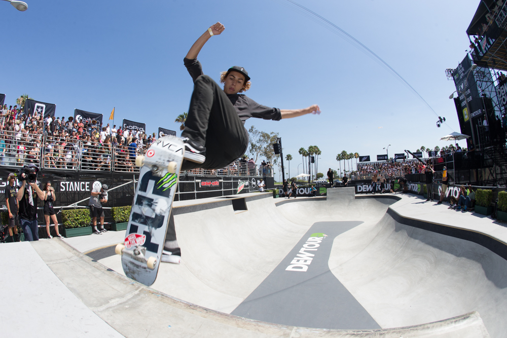 Monster teammate Curren Caples and Flip Skateboards win 2nd place at Dew Tour Long Beach 2015