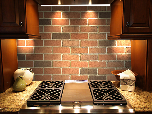 Royal Thin Brick shown in a Kitchen back splash setting